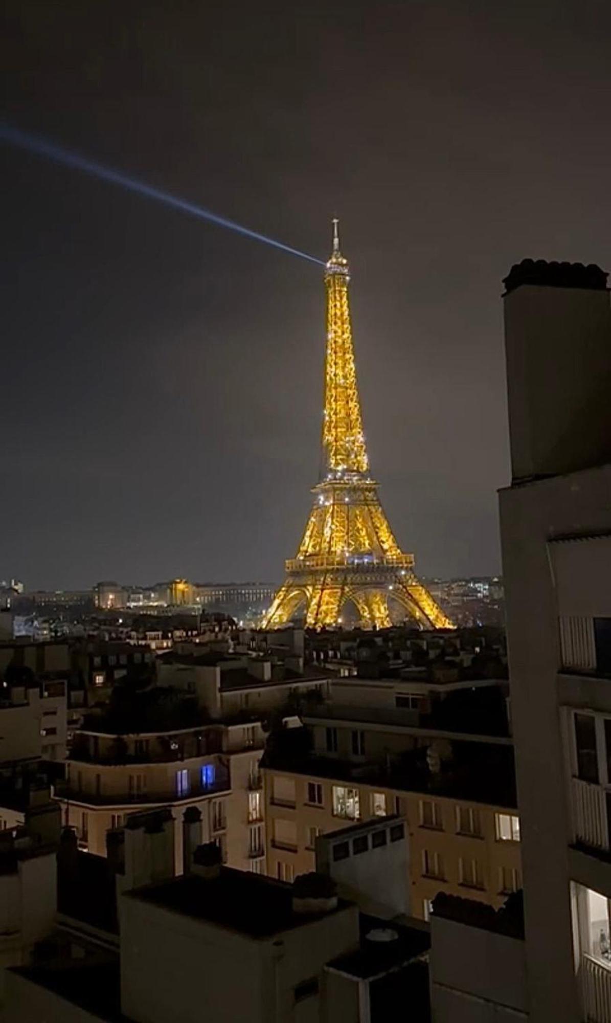 The Eiffel Tower - A Luxurious With Breathtaking Views Of The Eiffel Tower * Paris